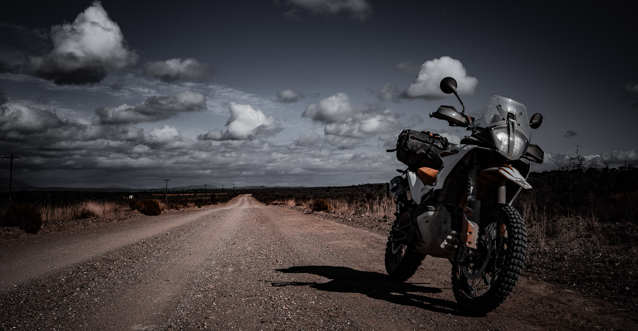 Clouds, gravel and machine