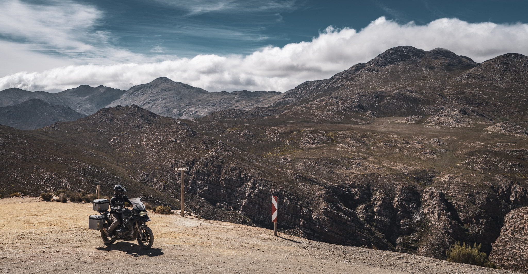 Francois riding up Swartberg Pass