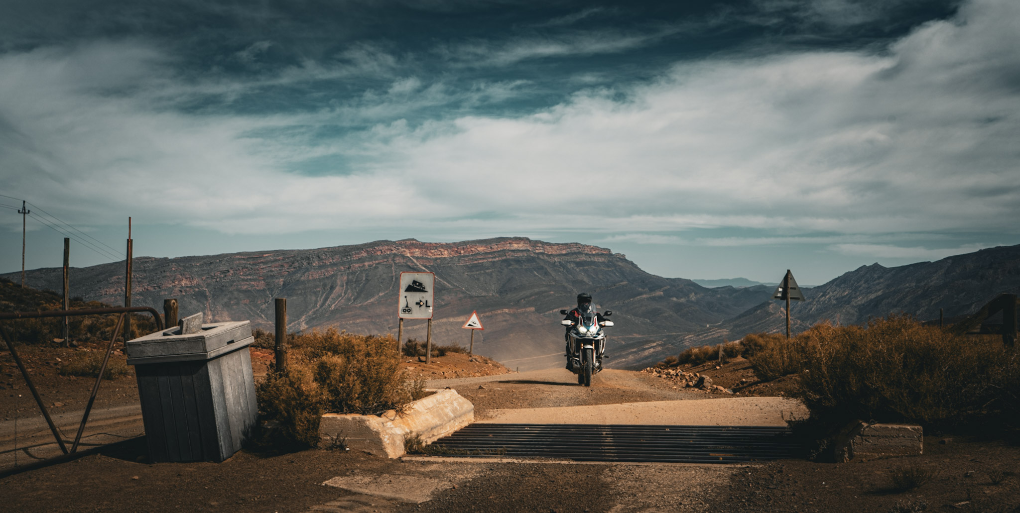 Marius riding in the Cederberg mountains