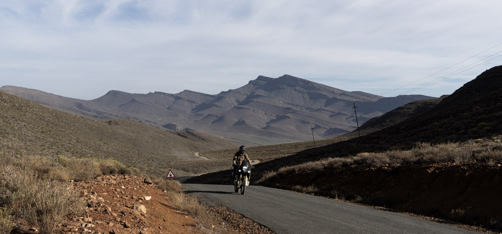 Vincenzo riding hard in the Cederberg mountains